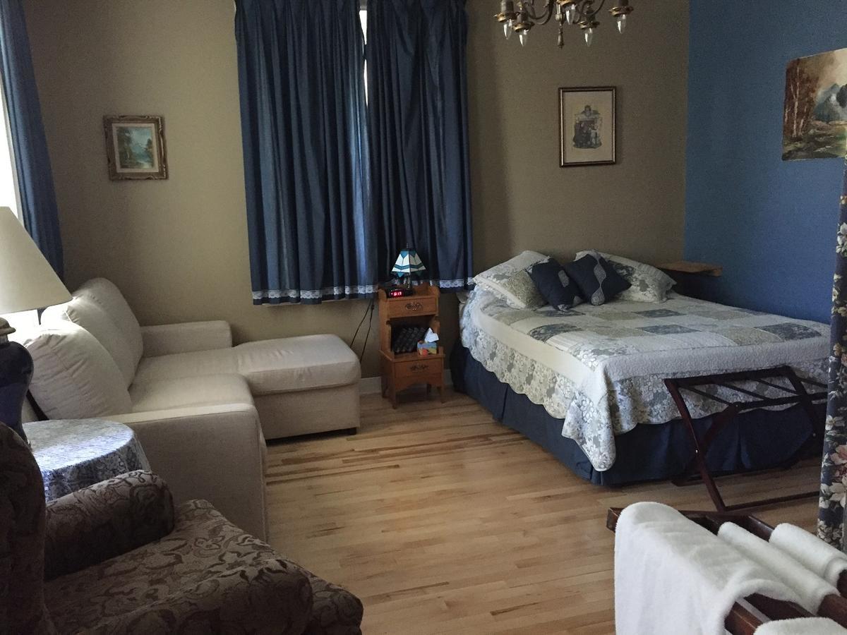 Bed and Breakfast Gil Ann Saint-André-Avellin Exterior foto